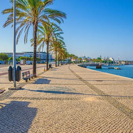 Holiday Home Portimao Apartment *