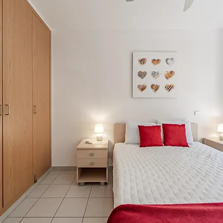Daire Holiday Home Portimao